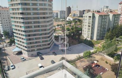 YAŞAMKENT BASIN KLÜP2 SİTESİNDE TERASLI MANZARALI 5+1 SAILIK DAİRE