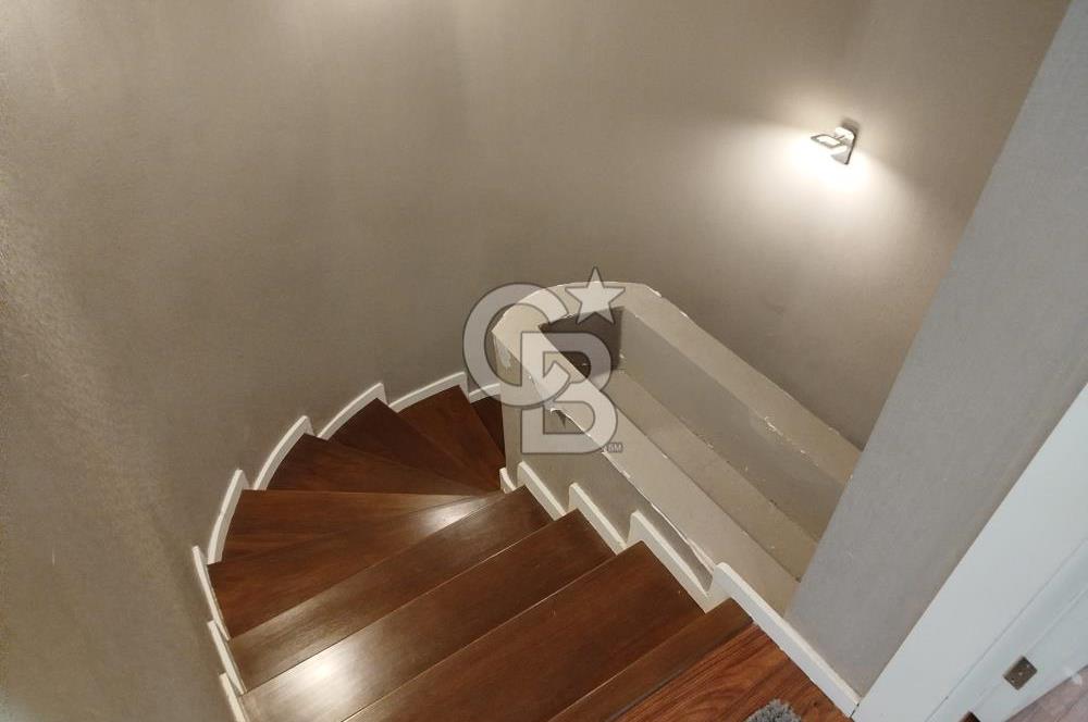 YAŞAMKENT BASIN KLÜP2 SİTESİNDE TERASLI MANZARALI 5+1 SAILIK DAİRE
