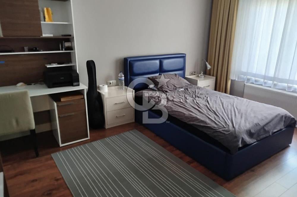 YAŞAMKENT BASIN KLÜP2 SİTESİNDE TERASLI MANZARALI 5+1 SAILIK DAİRE