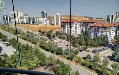 YAŞAMKENT BASIN KLÜP2 SİTESİNDE TERASLI MANZARALI 5+1 SAILIK DAİRE