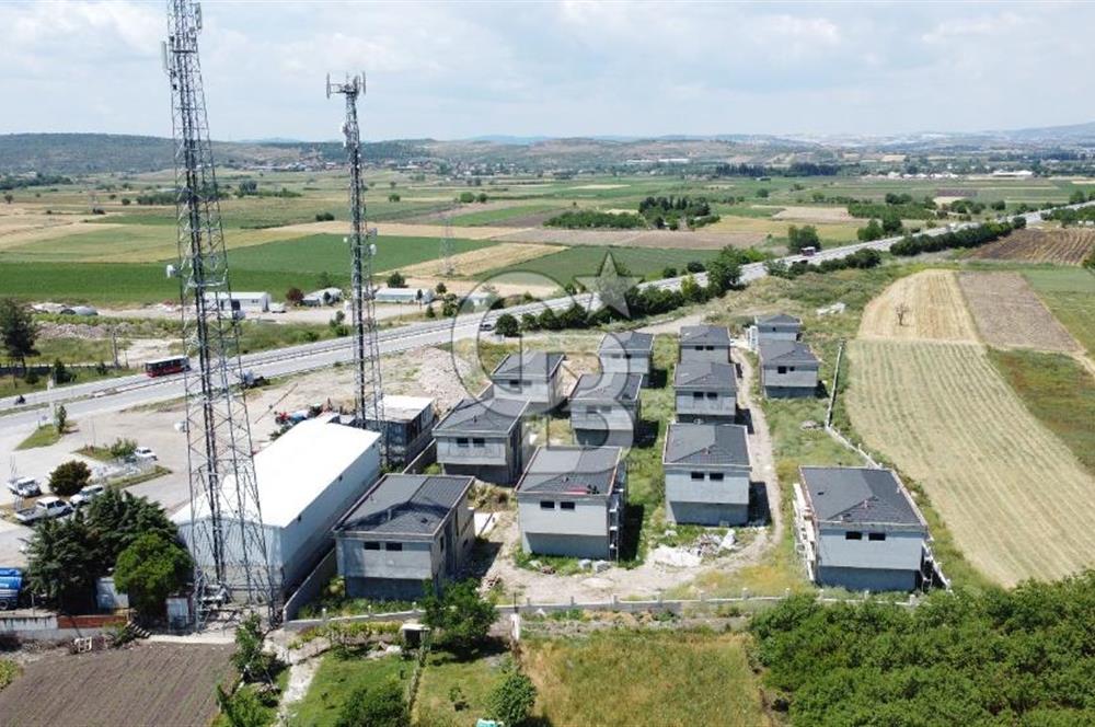 CB KiNG'DEN BÜYÜKBOSTANCI'DA SATILIK YÜZME HAVUZLU LÜKS VİLLA