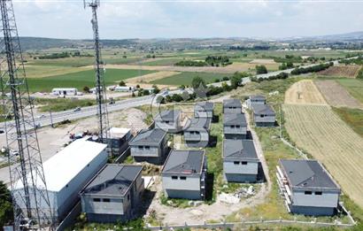 CB KiNG'DEN BÜYÜKBOSTANCI'DA SATILIK YÜZME HAVUZLU LÜKS VİLLA