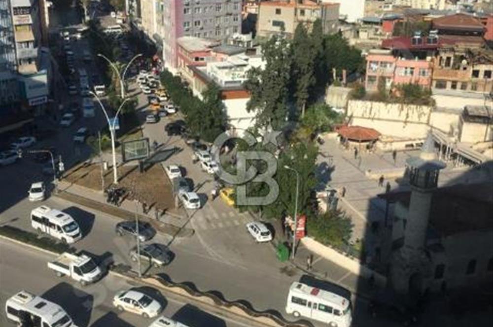 Adana nın Kalbi Küçüksaat de Ahmet özel Türkay İş Mrk.Satılık Ofis Büro