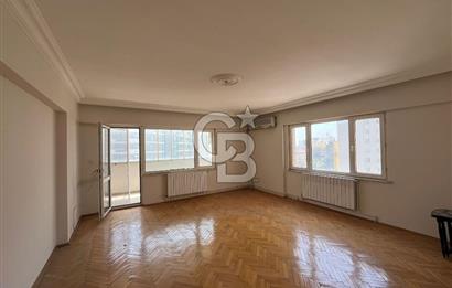 Kartal Esentepe Ünlüer sitesinde ara kat  kiralık daire