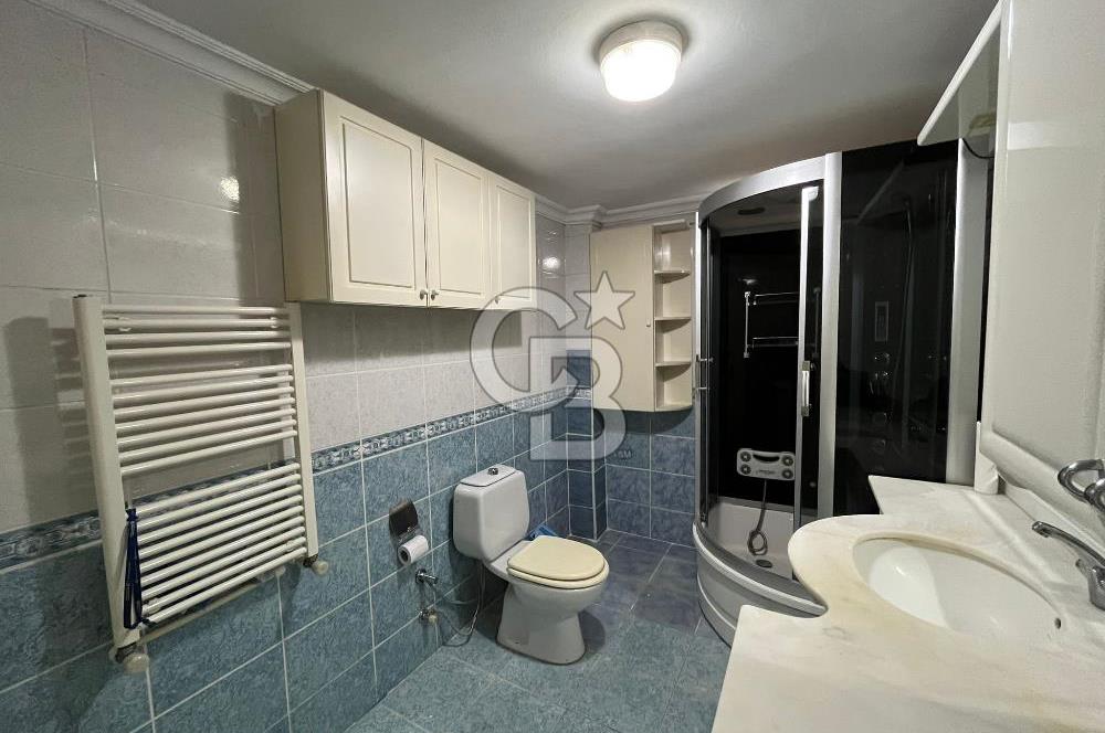 Kartal Esentepe Ünlüer sitesinde ara kat  kiralık daire