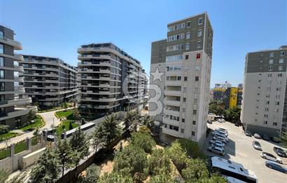 Kartal Esentepe Ünlüer sitesinde ara kat  kiralık daire