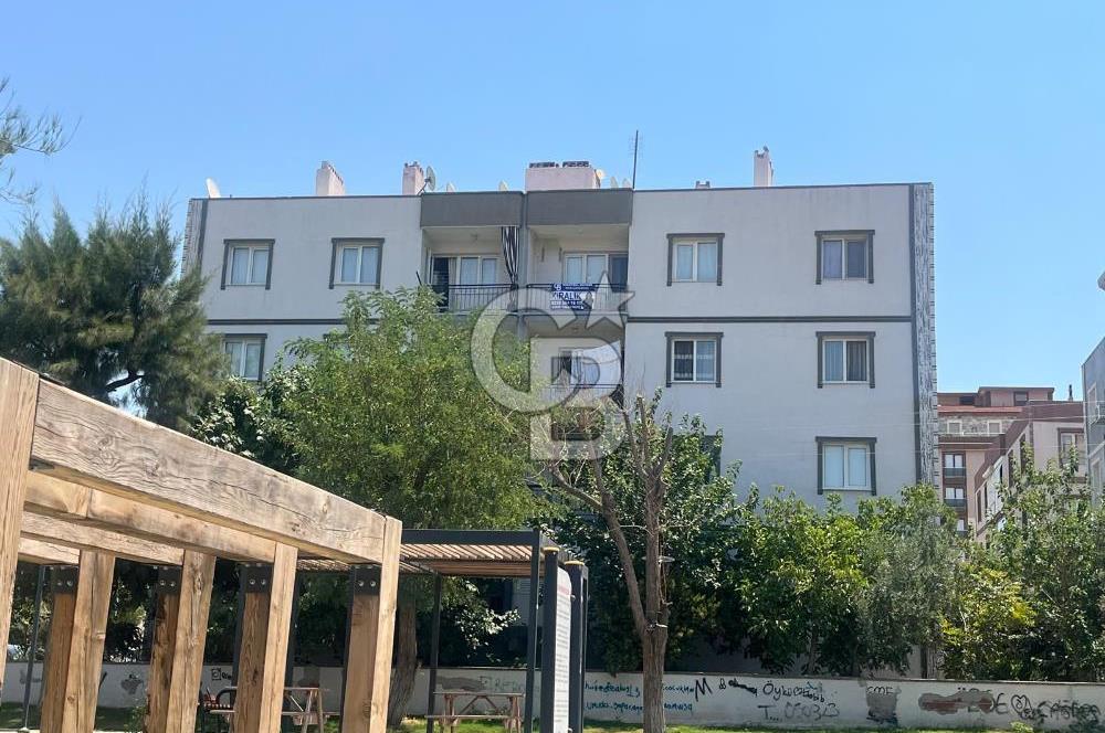MENEMEN UĞURMUMCU'DA HASTAHANE YAKINI 3+1 EŞYALI PARK MANZARALI