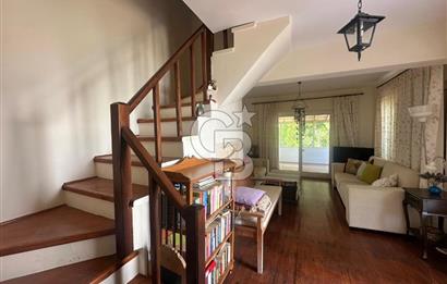 BOZCAADA SULUBAHÇE MEVKİİNDE GENİŞ BAHÇELİ SATILIK 2+1 YAZLIK