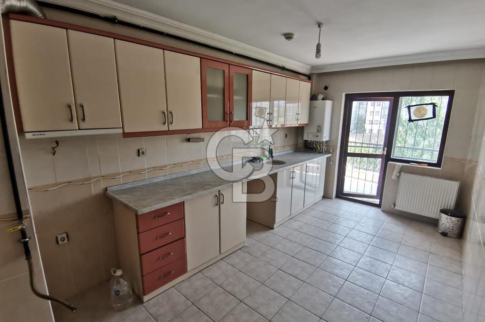 ÇANKAYA ÖVEÇLER MAHALLESİNDE SATILIK 3+1 BOŞ DAİRE