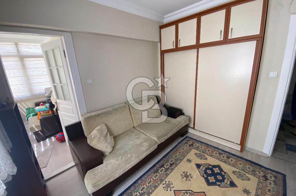 Bayraklı Çay Mahalle Pazar Yerine Yürüyüş mesafesinde 2+1 Daire