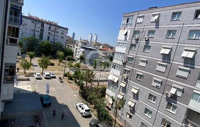 Bayraklı Çay Mahalle Pazar Yerine Yürüyüş mesafesinde 2+1 Daire