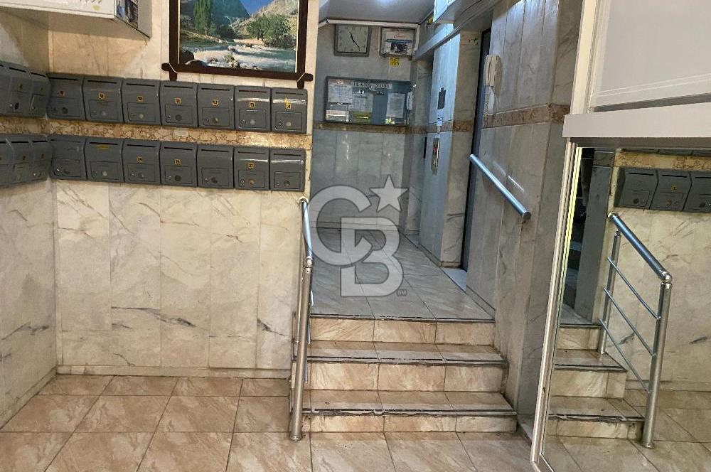 Bayraklı Çay Mahalle Pazar Yerine Yürüyüş mesafesinde 2+1 Daire
