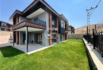 COLDWELL BANKER'den TECDE'nin KALBİNDE SATILIK PREMİUM VİLLALAR