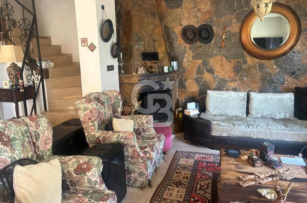 ÖZDERE'DE DENİZE SIFIR LÜKS 4+1 VİLLA