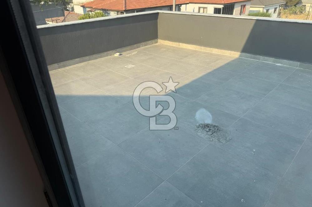 Foça Bağarası Kazım Dirik Mahallesinde Kiralık 2+1 Dubleks 