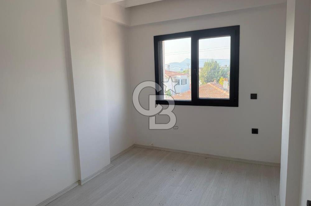 Foça Bağarası Kazım Dirik Mahallesinde Kiralık 2+1 Dubleks 