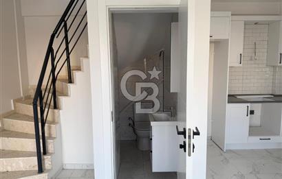 Foça Bağarası Kazım Dirik Mahallesinde Kiralık 2+1 Dubleks 