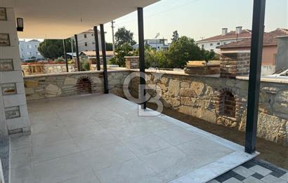 Foça Bağarası Kazım Dirik Mahallesinde Kiralık 2+1 Dubleks 