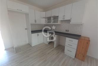 Bodrum Peksimet'te Yıllık Kiralık Eşyasız 2+1 Üst Kat Daire