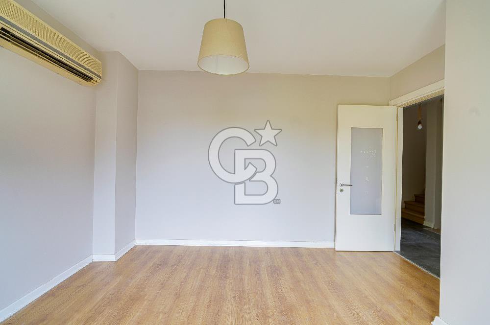 Güzelbahçe Kahramandere Mah. Mimarka Aura Sitesi Havuzlu Kiralık Villa