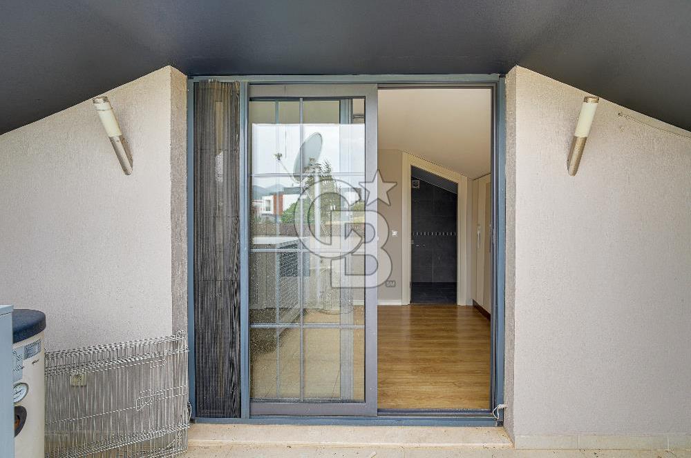Güzelbahçe Kahramandere Mah. Mimarka Aura Sitesi Havuzlu Kiralık Villa
