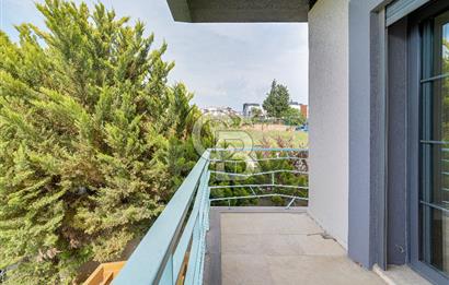 Güzelbahçe Kahramandere Mah. Mimarka Aura Sitesi Havuzlu Kiralık Villa