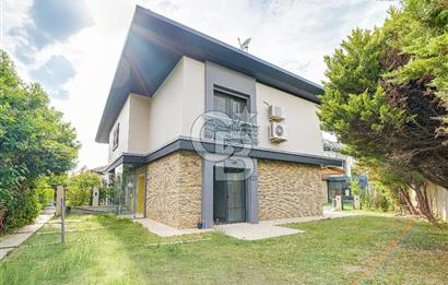Güzelbahçe Kahramandere Mah. Mimarka Aura Sitesi Havuzlu Kiralık Villa