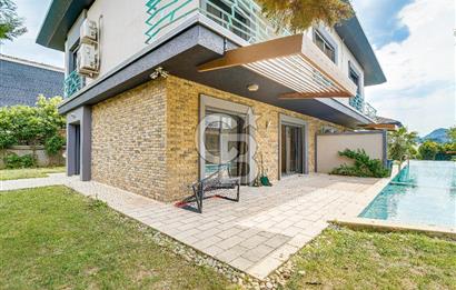 Güzelbahçe Kahramandere Mah. Mimarka Aura Sitesi Havuzlu Kiralık Villa