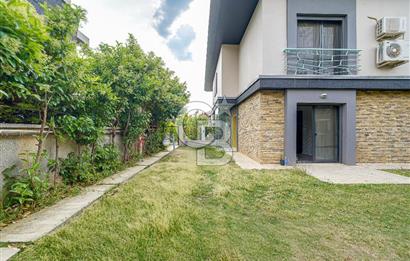 Güzelbahçe Kahramandere Mah. Mimarka Aura Sitesi Havuzlu Kiralık Villa
