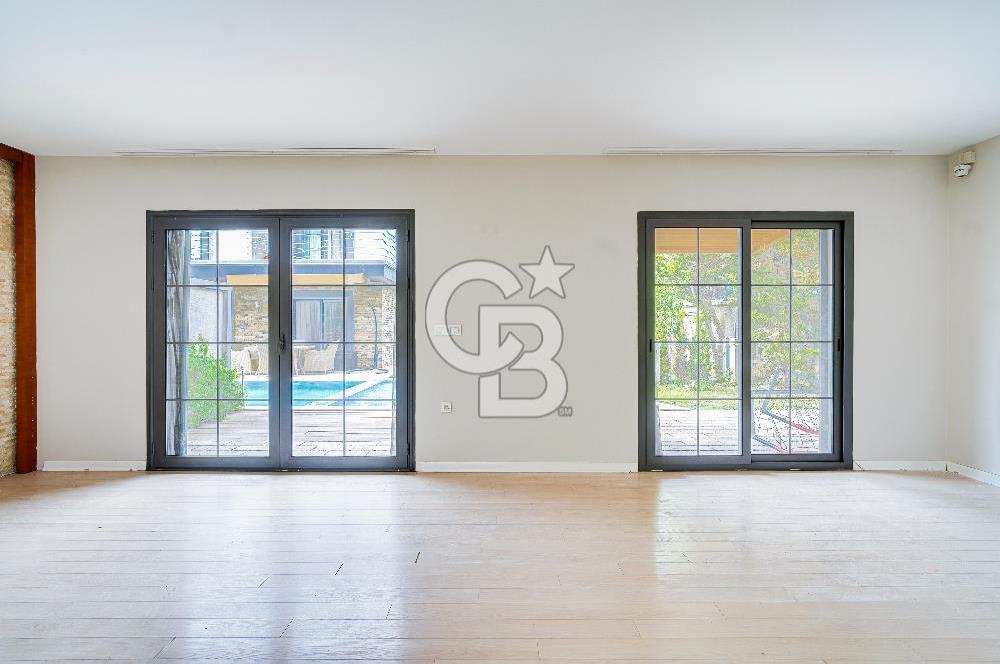 Güzelbahçe Kahramandere Mah. Mimarka Aura Sitesi Havuzlu Kiralık Villa