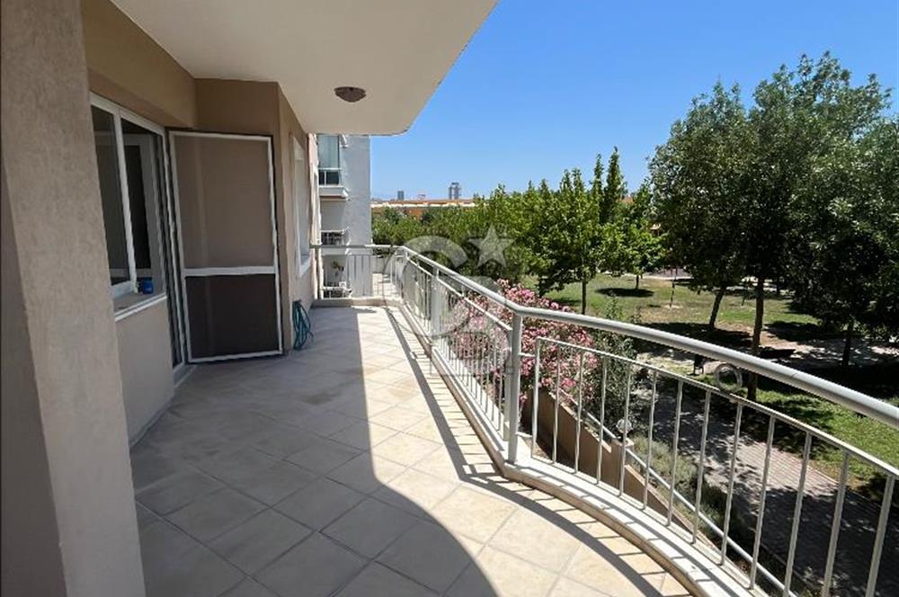 Çiğli Ataşehir'de Park manzaralı Satılık Ferah Daire