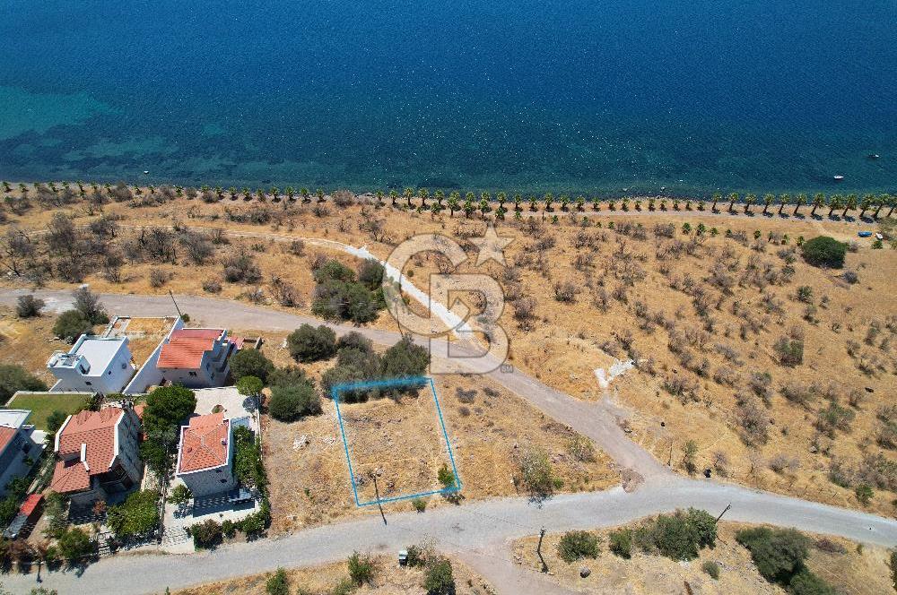 ÇANDARLI BİMEYKO DENİZE 150 M VİLLA İMARLI KÖŞE ARSA