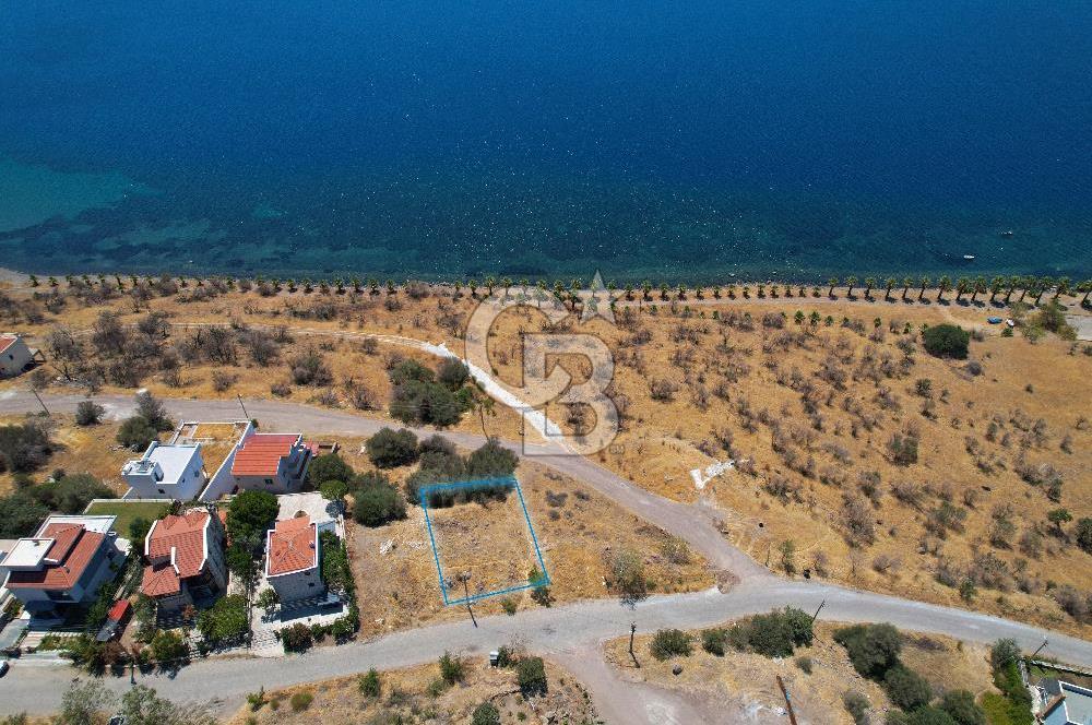 ÇANDARLI BİMEYKO DENİZE 150 M VİLLA İMARLI KÖŞE ARSA