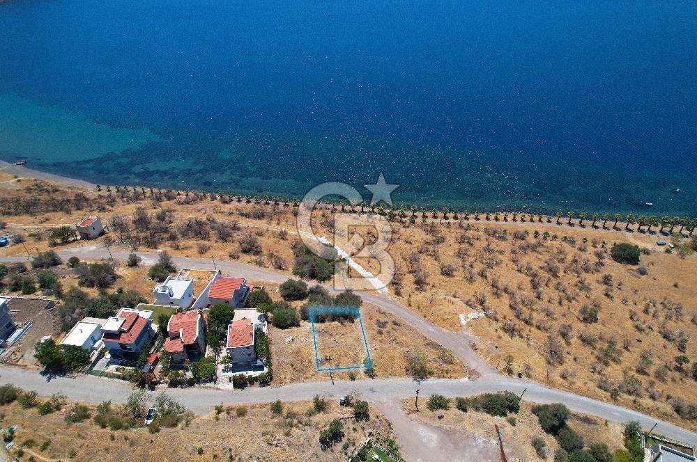 ÇANDARLI BİMEYKO DENİZE 150 M VİLLA İMARLI KÖŞE ARSA