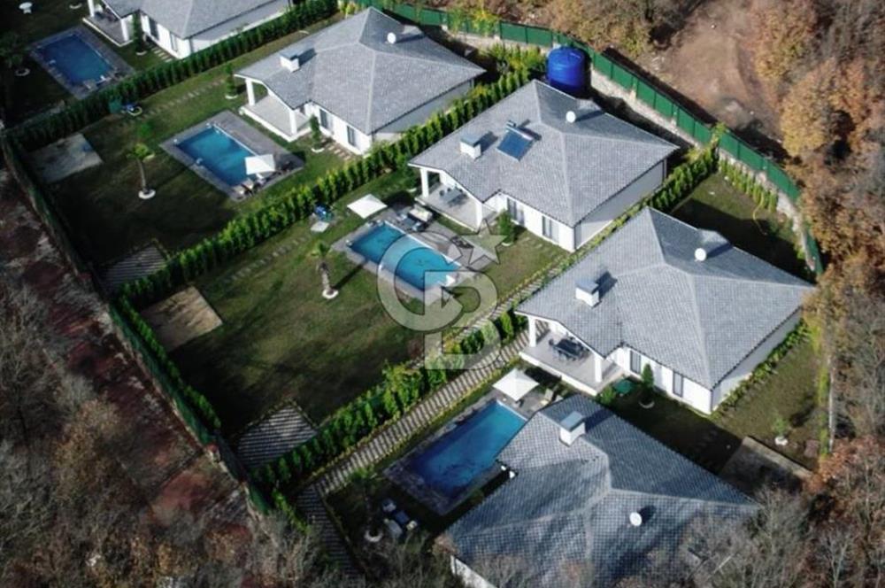 İstanbula 45 dk Gebze Kadıllı'da 3+1 Loft Havuzlu Villa