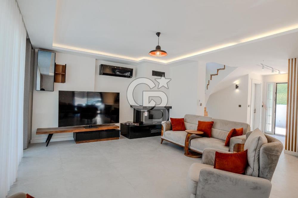 URLA ÇEŞMEALTI 5+1 HAVUZLU MÜSTAKİL DENİZ MANZARALI SATILIK VİLLA