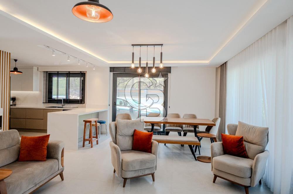 URLA ÇEŞMEALTI 5+1 HAVUZLU MÜSTAKİL DENİZ MANZARALI SATILIK VİLLA