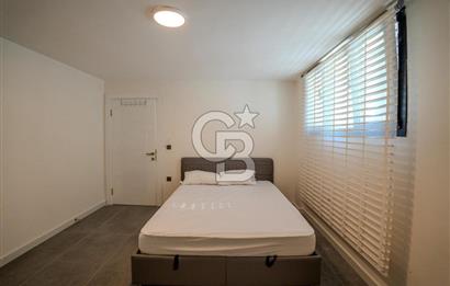 URLA ÇEŞMEALTI 5+1 HAVUZLU MÜSTAKİL DENİZ MANZARALI SATILIK VİLLA
