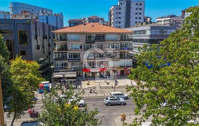 CADDEBOSTAN BAĞDAT CADDESİ ÜSTÜ 4+1 DAİRE YATIRIMLIK