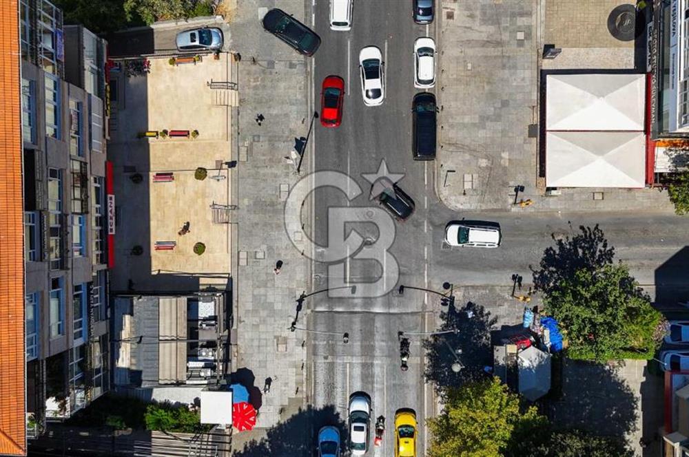 CADDEBOSTAN BAĞDAT CADDESİ ÜSTÜ 4+1 DAİRE YATIRIMLIK