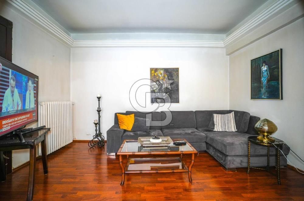 CADDEBOSTAN BAĞDAT CADDESİ ÜSTÜ 4+1 DAİRE YATIRIMLIK