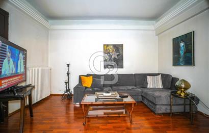 CADDEBOSTAN BAĞDAT CADDESİ ÜSTÜ 4+1 DAİRE YATIRIMLIK