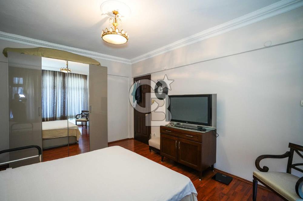 CADDEBOSTAN BAĞDAT CADDESİ ÜSTÜ 4+1 DAİRE YATIRIMLIK
