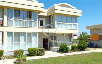 Urla Gülbahçe Havuzlu site içinde 1+1 satılık