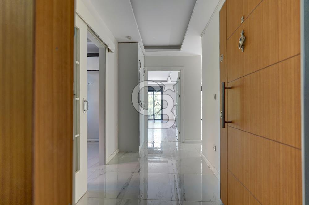 KOZYATAĞI BAYAR CAD. 3+1 125 M2 ARA KAT GENÇ BİNA 6 YAŞ