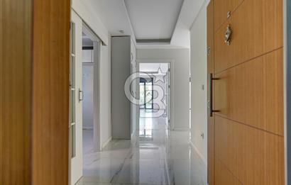 KOZYATAĞI BAYAR CAD. 3+1 125 M2 ARA KAT GENÇ BİNA 6 YAŞ