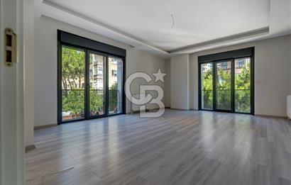 KOZYATAĞI BAYAR CAD. 3+1 125 M2 ARA KAT GENÇ BİNA 6 YAŞ