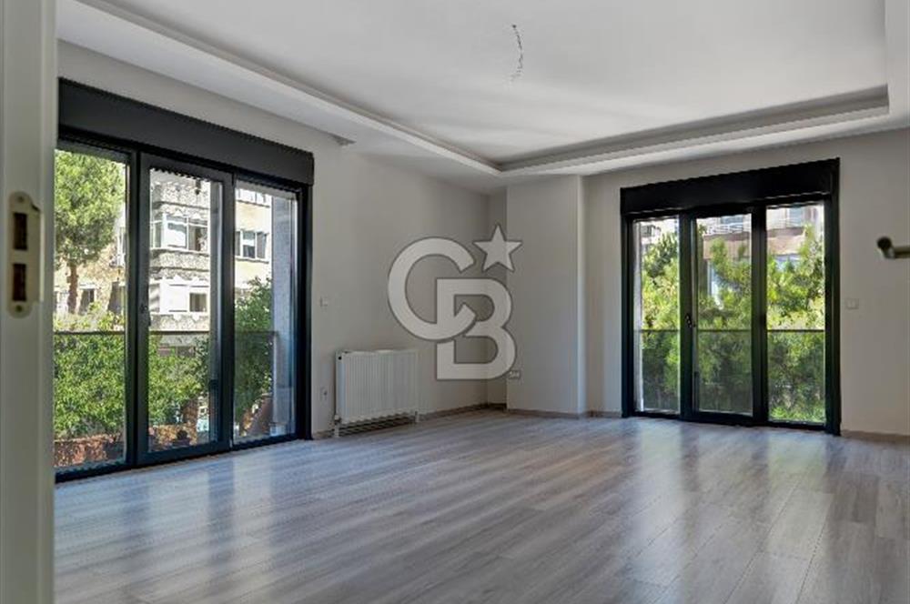 KOZYATAĞI BAYAR CAD. 3+1 125 M2 ARA KAT GENÇ BİNA 6 YAŞ