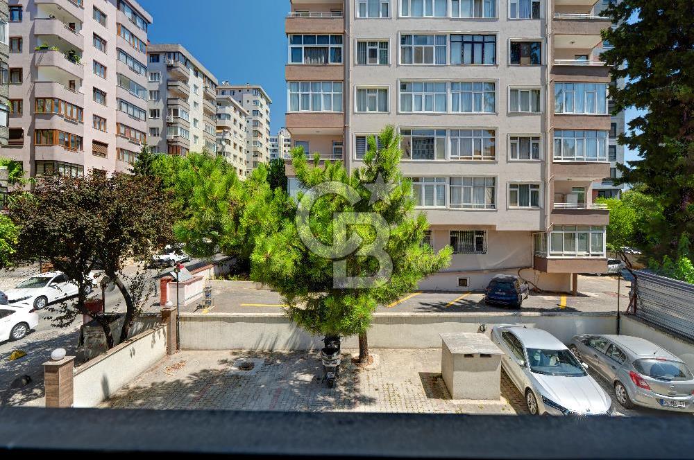 KOZYATAĞI BAYAR CAD. 3+1 125 M2 ARA KAT GENÇ BİNA 6 YAŞ