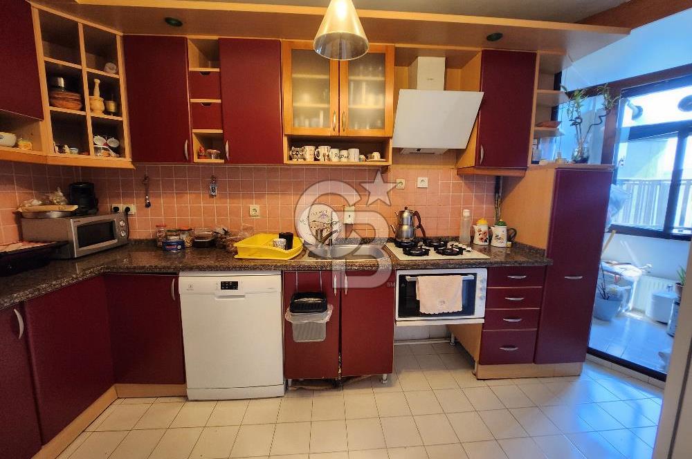 GÖZTEPE SOYAK SİTESİNDE SATILIK 5+1 DUBLEKS DAİRE